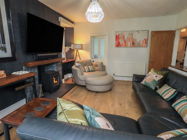 Newby Bridge House - 1041164 - photo 5