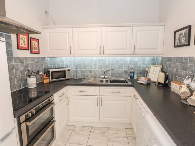 Courtyard Cottage - 1041201 - photo 4