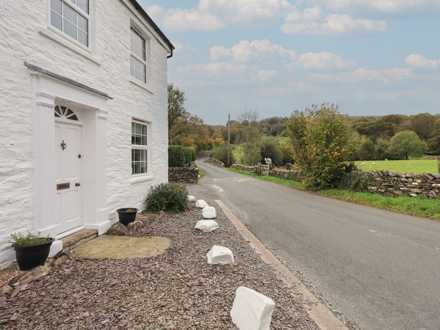 Smithy Cottage at Bowland Bridge - 1041539 - photo 3