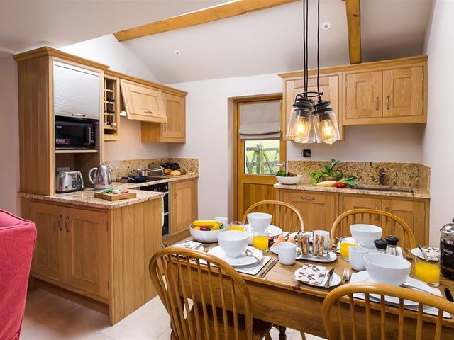 Barn Cottage - 1042049 - photo 5