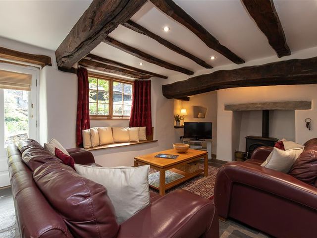 Lowfold Cottage - 1042547 - photo 2