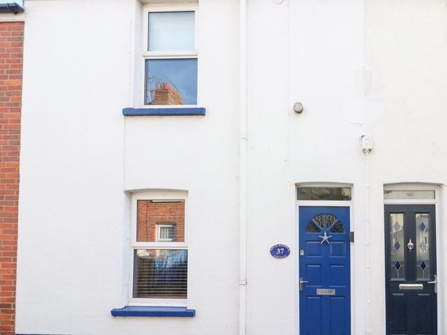 South Harbour Cottage - 1043009 - photo 2