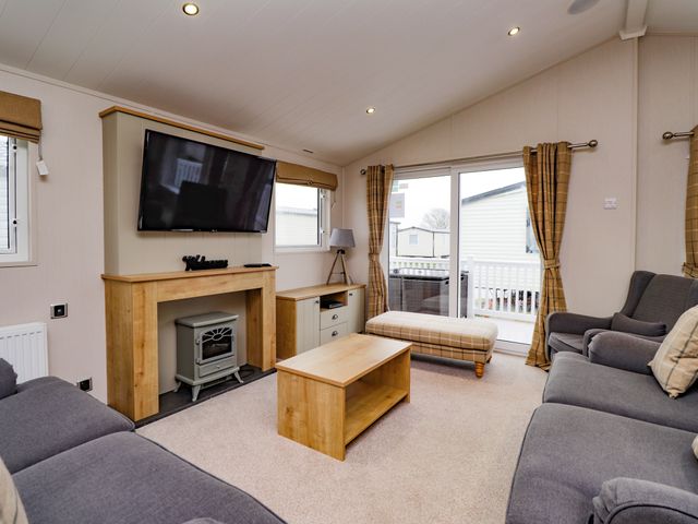 2 bedroom Lodge at Pevensey Bay - 1043960 - photo 3