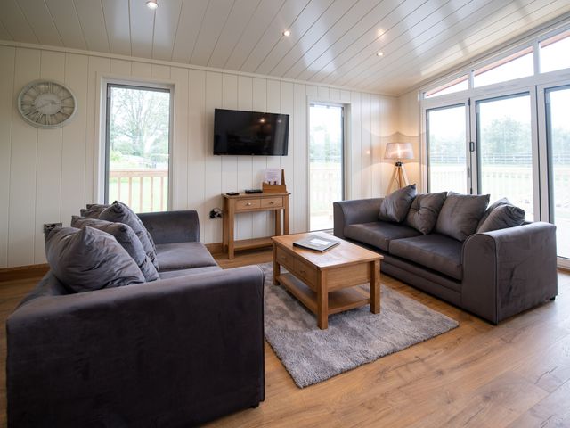 Otter Lodge - 1044657 - photo 3