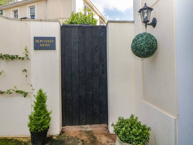 Monterey Mews - 1044984 - photo 5