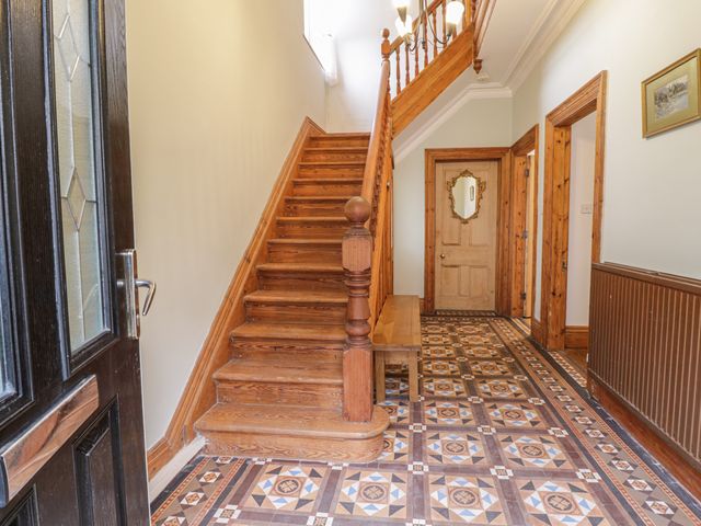 4 Tan Y Bryn Road - 1045988 - photo 3
