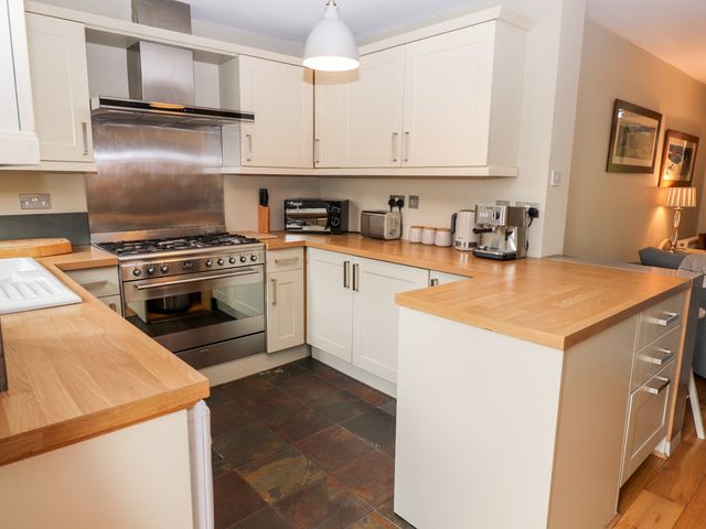 Two The Chapel - Staveley - 1046000 - photo 5