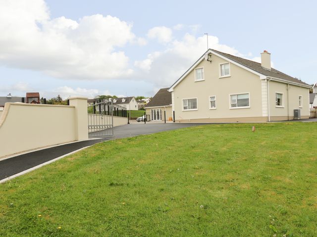 Loughanure Lake View - 1048555 - photo 1