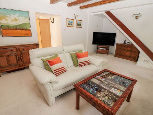 1A Chantry Place - 1049922 - photo 5