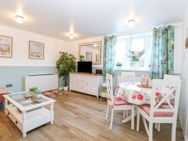 Hideaway Cottage - 1049931 - photo 3