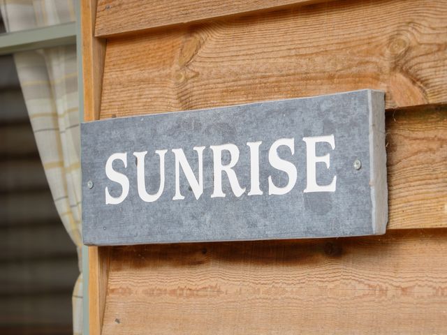 Sunrise Stable - 1050043 - photo 3