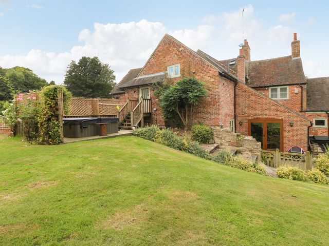Mill Farm - The Farmhouse - 1050267 - photo 2