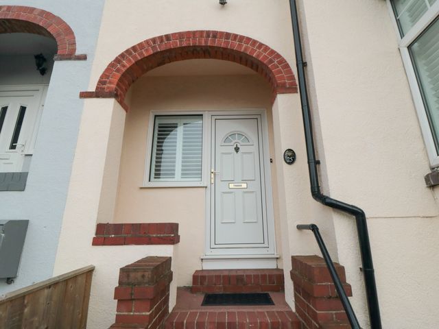 25 Victoria Park Avenue - 1050913 - photo 2
