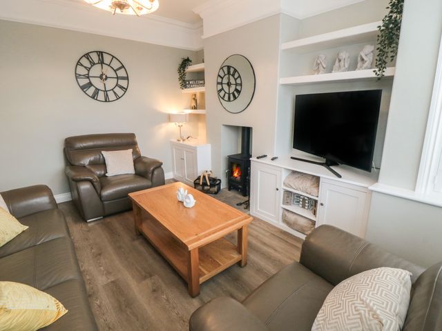 25 Victoria Park Avenue - 1050913 - photo 4