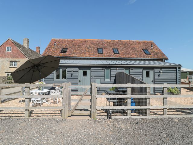 Swallows, 1 The Old Stables - 1050961 - photo 1