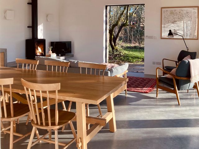 High Cogges Farm Holiday Cottages – The Cart Shed - 1051267 - photo 3