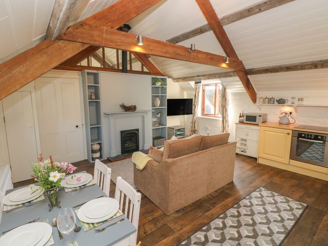 The Coach House - 1051731 - photo 5