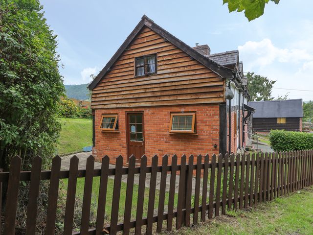 Caerau Farm House - 1052365 - photo 2