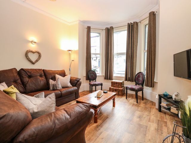 Clover Court - 1053564 - photo 4