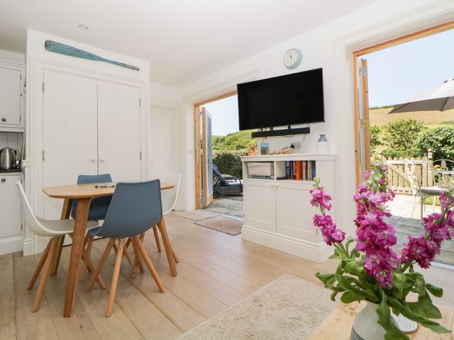 2 Garden Apartment - 1053912 - photo 5