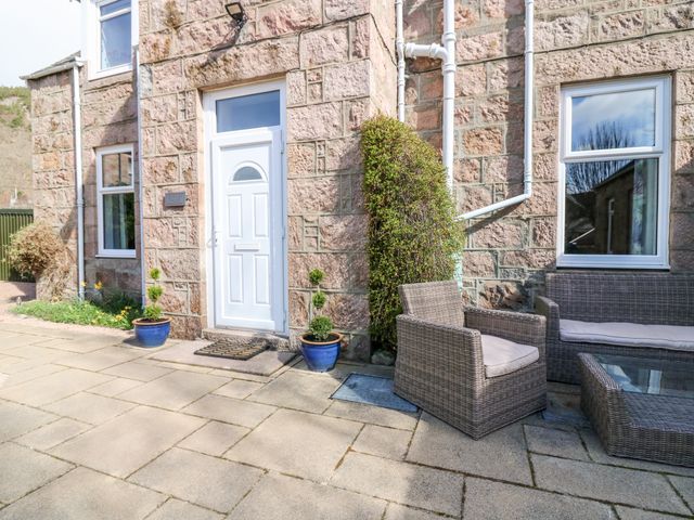 Gairnlea House - 1053964 - photo 3