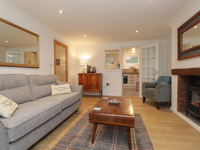 Lower Deck - 1054152 - photo 4