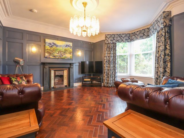 The Oakroyd - 1054274 - photo 3