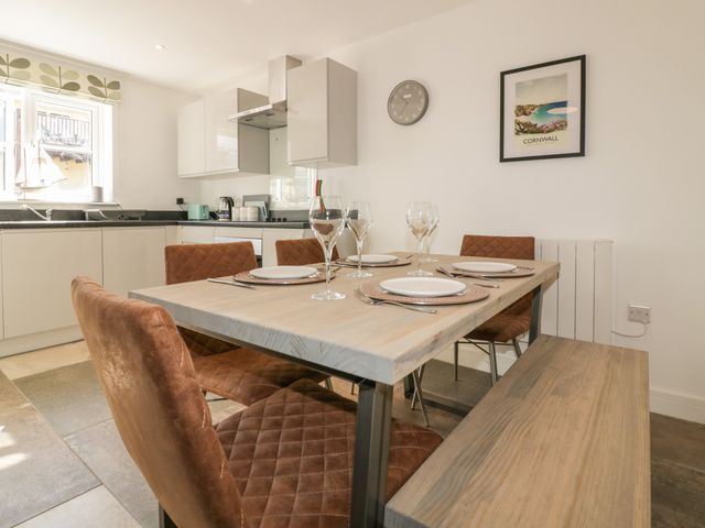 4 Trerammet Crescent - 1054473 - photo 2