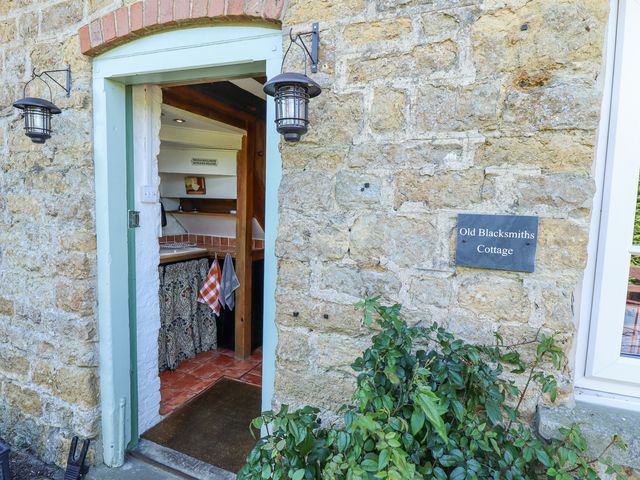 Old Blacksmiths Cottage - 1055768 - photo 3