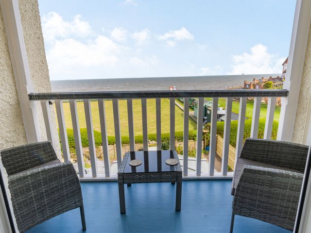 Beachside Apartment - 1055840 - photo 4