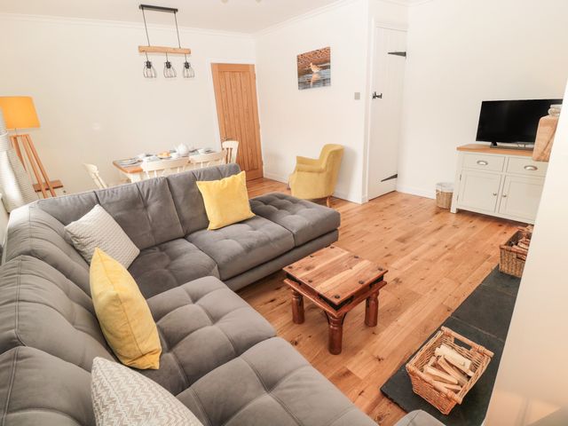 Curlew Cottage, 2 Fenkle Street - 1056704 - photo 3