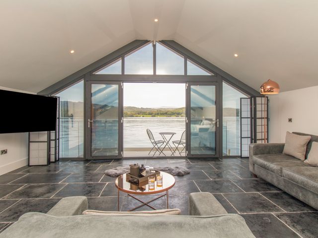 Boathouse on the Lake - 1056767 - photo 4
