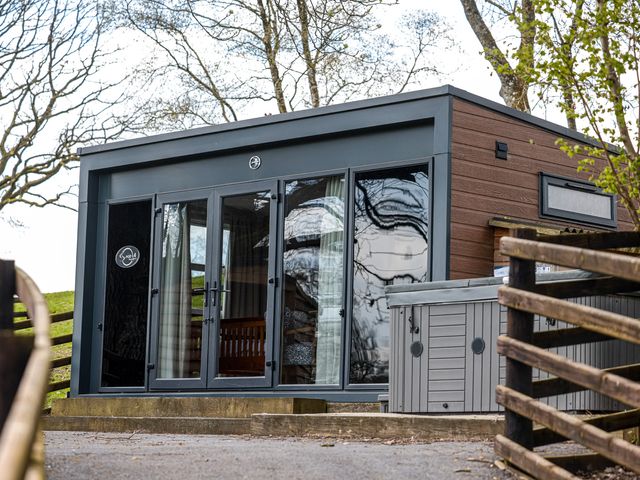 The Fox Den - 1058697 - photo 1 