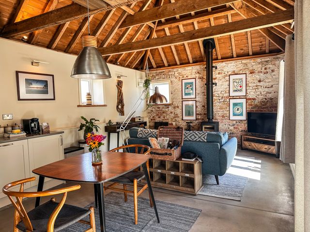 Flittermouse Barn - 1058721 - photo 3