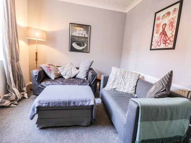 1 Burns Yard - 1058803 - photo 4