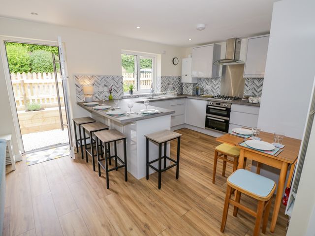 2 The Villa - 1059045 - photo 5