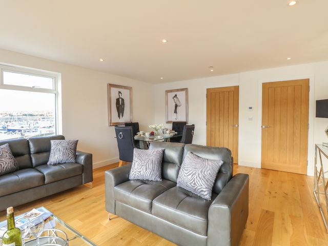Harbourside Haven Apartment 1 - 1059262 - photo 3