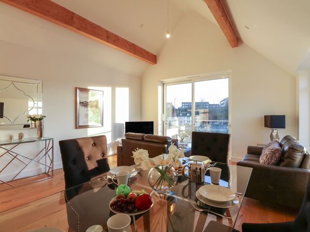 Harbourside Haven Penthouse 1 - 1059266 - photo 4
