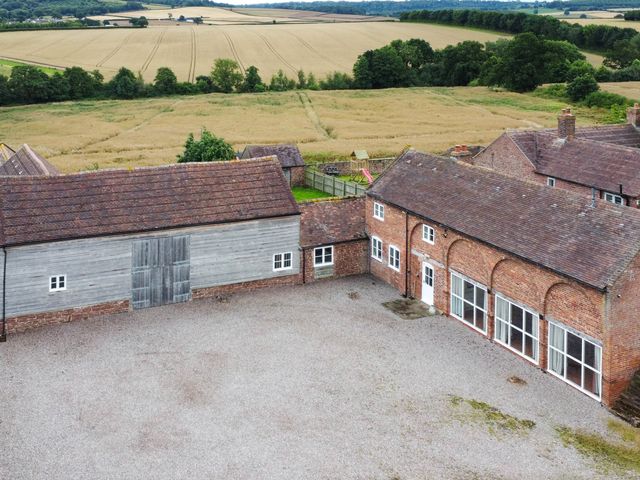 Stockbatch Granary at Pitchford Estate - 1060179 - photo 2