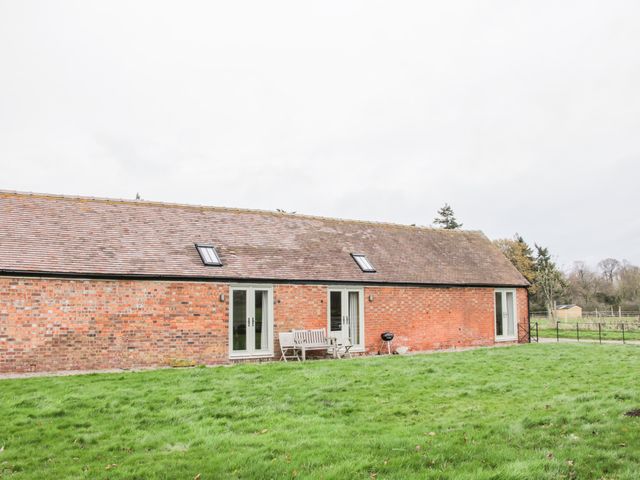 Treehouse Barn at Pitchford Estate - 1060185 - photo 3