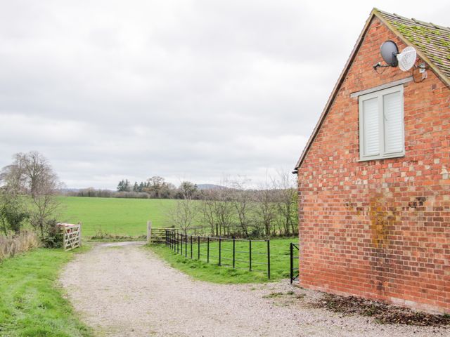 Treehouse Barn at Pitchford Estate - 1060185 - photo 2