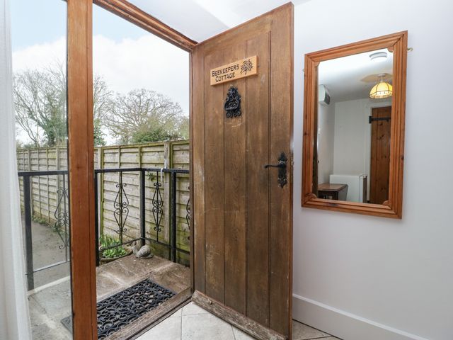 Beekeeper's Cottage - 1060452 - photo 4