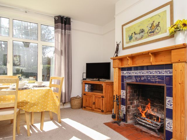 Deer Leap Cottage - 1060768 - photo 4