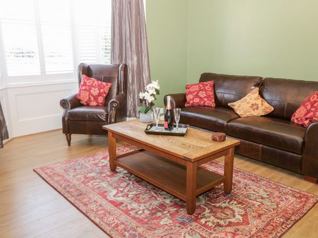 Hazeldene - 1060878 - photo 3