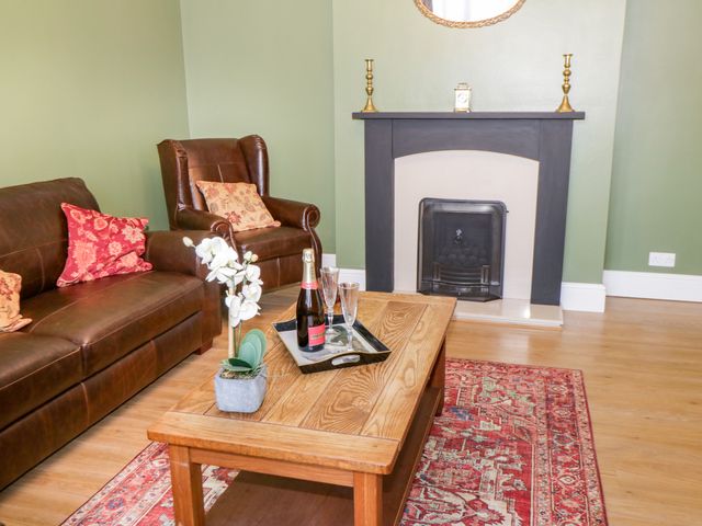 Hazeldene - 1060878 - photo 4