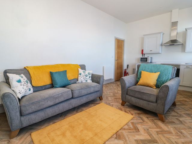Apartment 6 Bay View - 1061549 - photo 4
