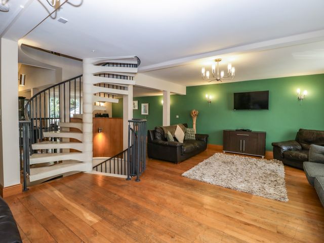 About Time Cottage - 1062726 - photo 3