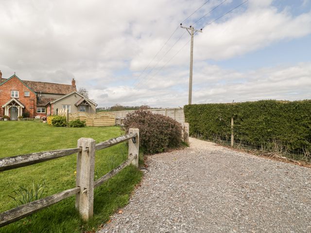 The Coal House at Mendip View - 1064023 - photo 3
