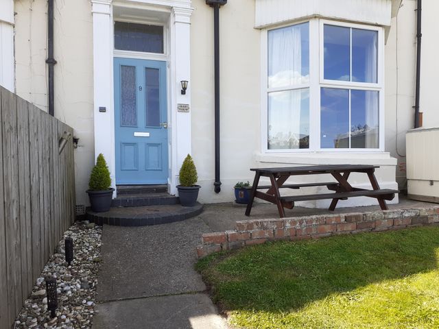 Sea Front Apartment - 1066808 - photo 2