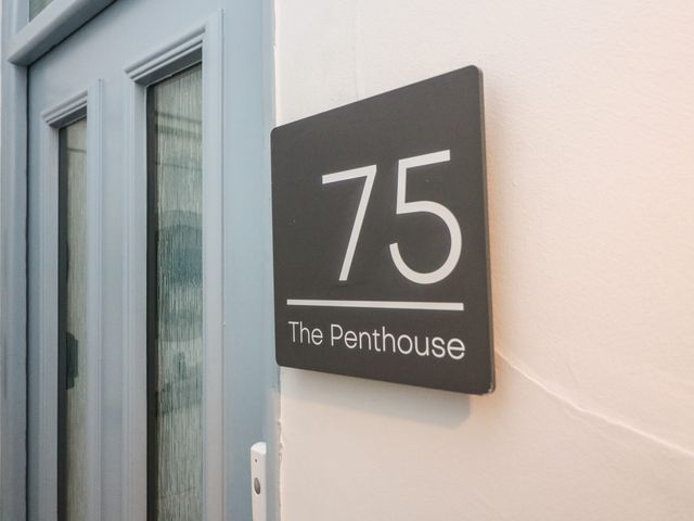 The Penthouse - 1066905 - photo 4